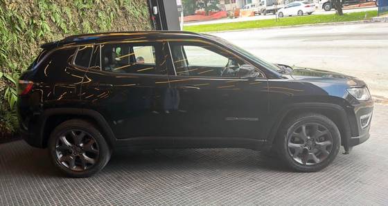 JEEP COMPASS 2.0 16V FLEX LIMITED AUTOMÁTICO JEEP COMPASS 2.0 16V FLEX LIMITED AUTOMÁTICO